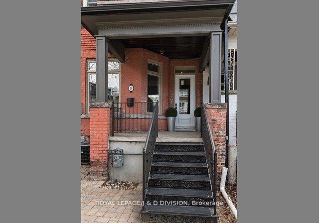 9-spencer-avenue-toronto-ontario-w12235444