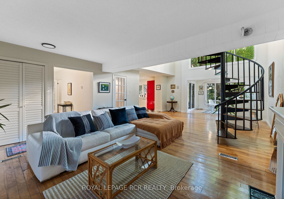 27-john-street-n-caledon-ontario-w12235795