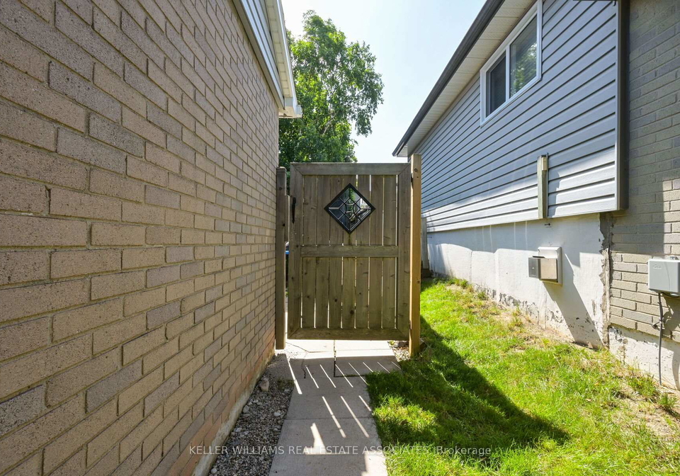 64-brenda-boulevard-orangeville-ontario-w12236094