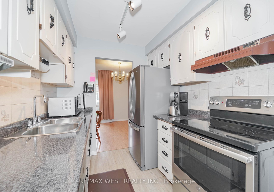 16-crosswood-lane-brampton-ontario-w12236309