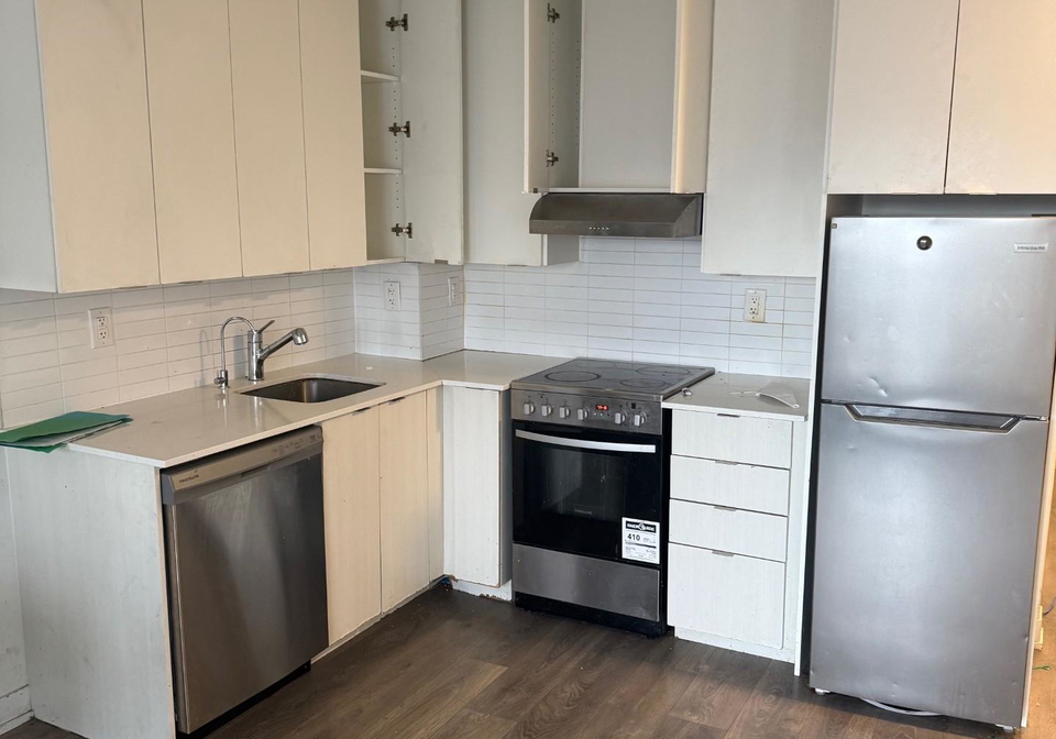 120-canon-jackson-drive-north-york-ontario-w12236498
