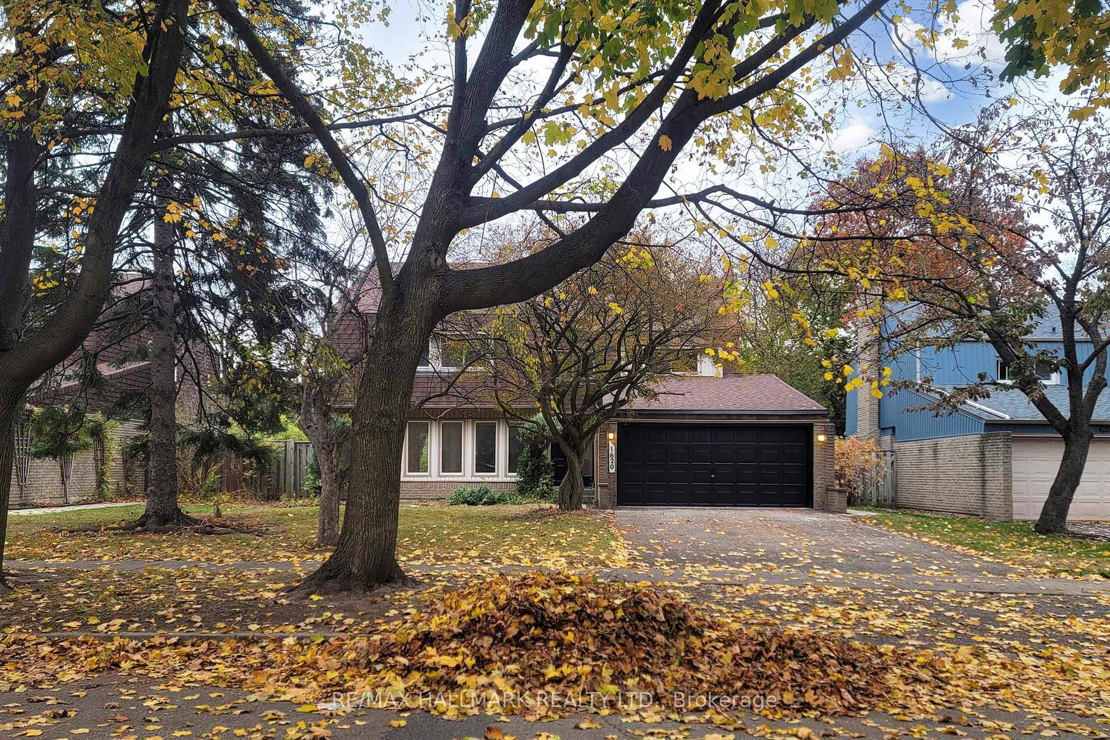 1620-howat-crescent-mississauga-ontario-w12236671