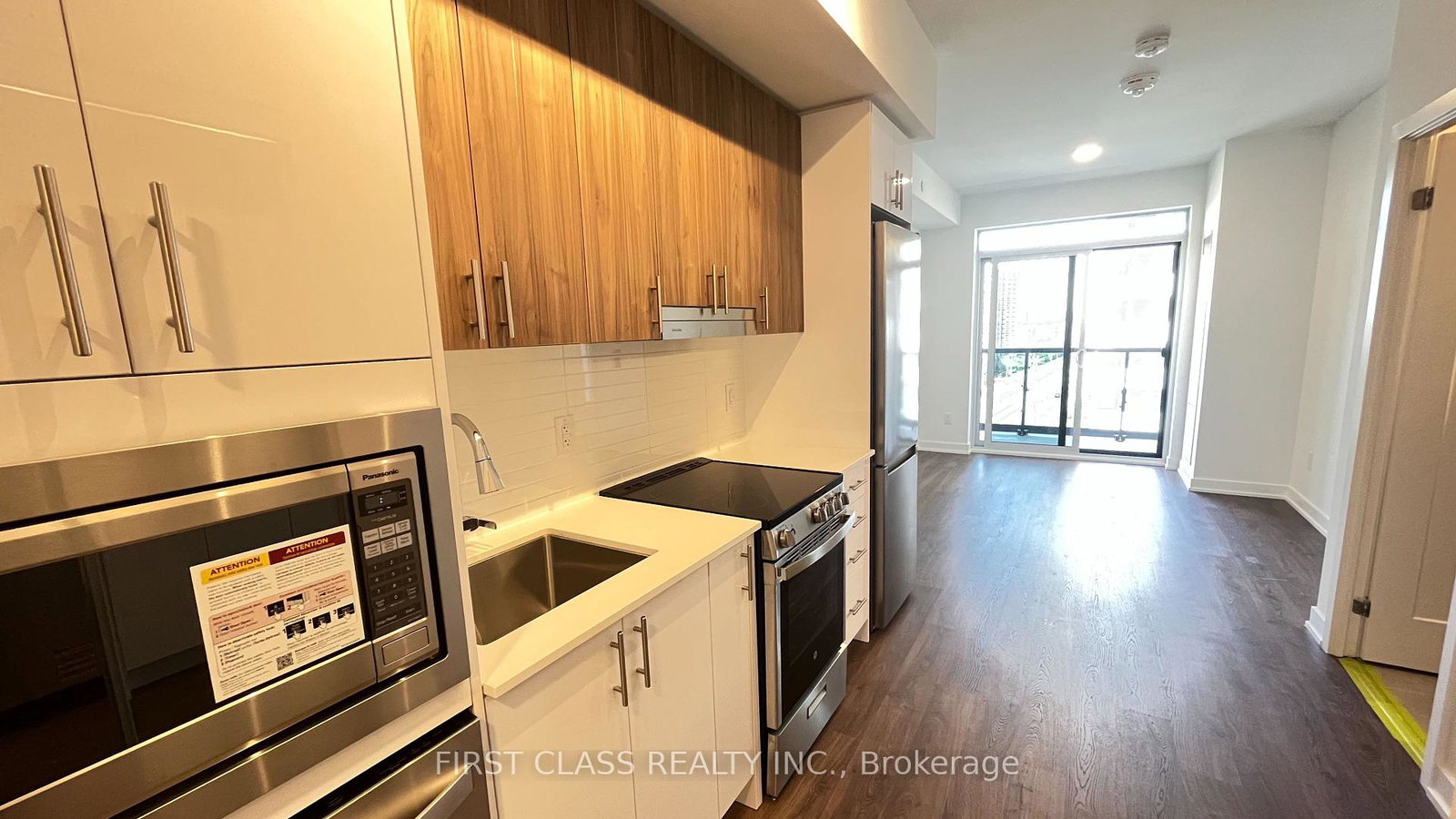 5105-hurontario-street-mississauga-ontario-w12236968