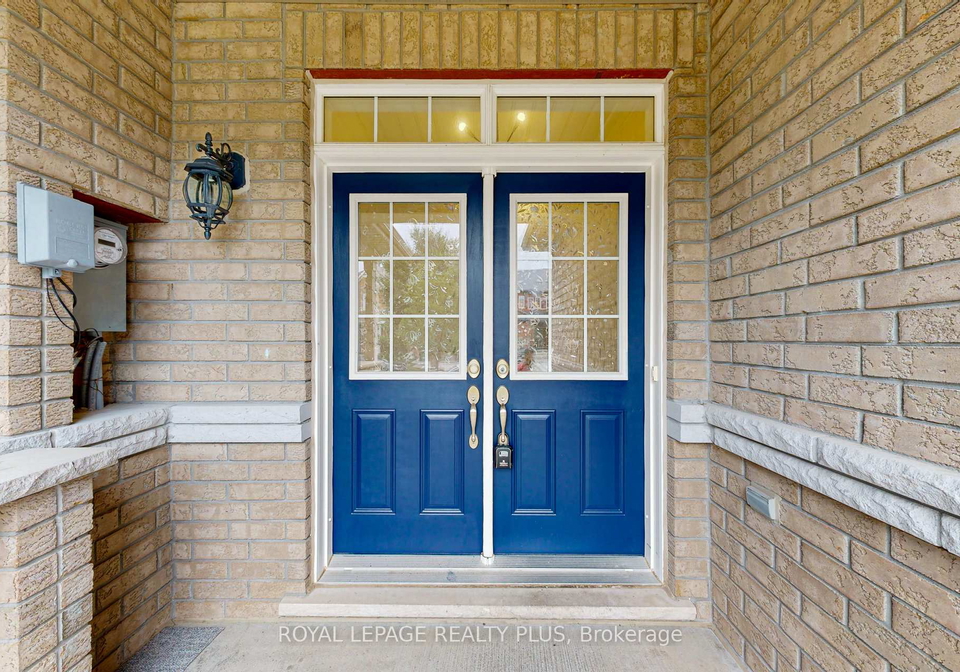 37-teal-crest-circle-brampton-ontario-w12237306