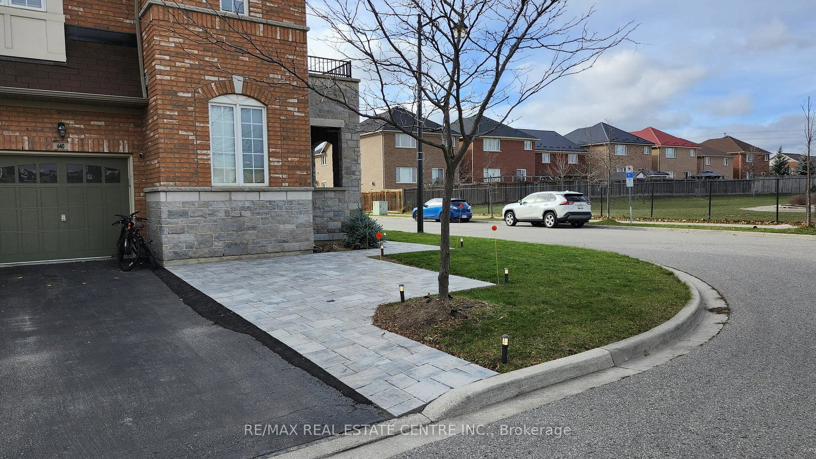 640-best-road-milton-ontario-w12237346