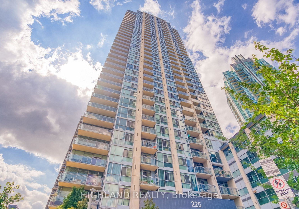 225-webb-drive-mississauga-ontario-w12237411