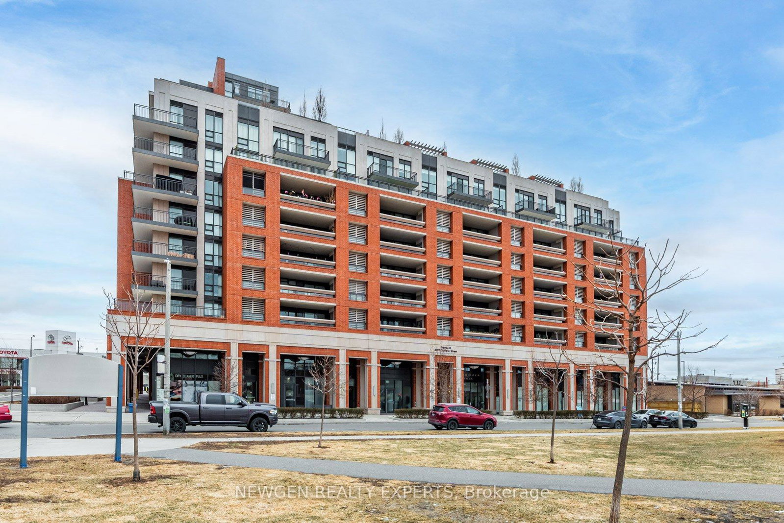 3091-dufferin-street-north-york-ontario-w12237764