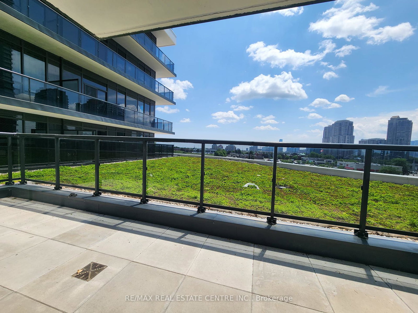 5105-hurontario-street-mississauga-ontario-w12237837