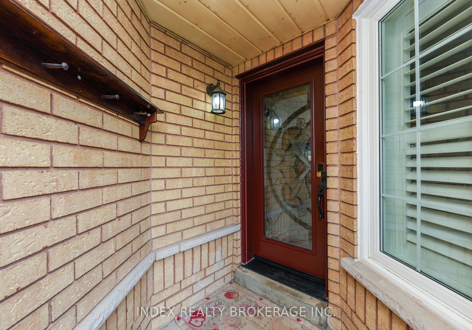 18-drinkwater-road-brampton-ontario-w12237916