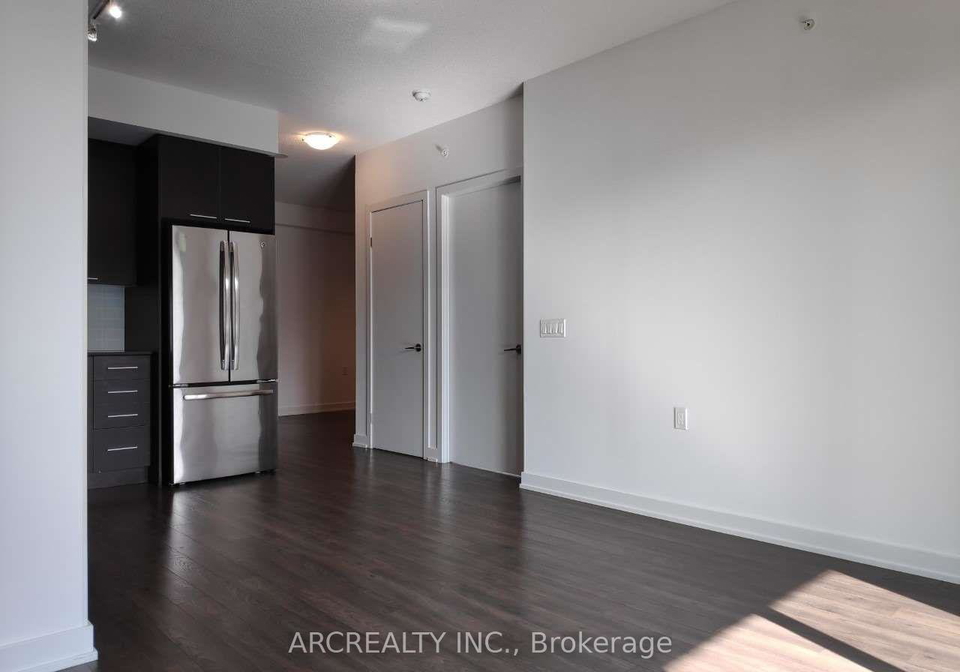 10-park-lawn-road-etobicoke-ontario-w12238043