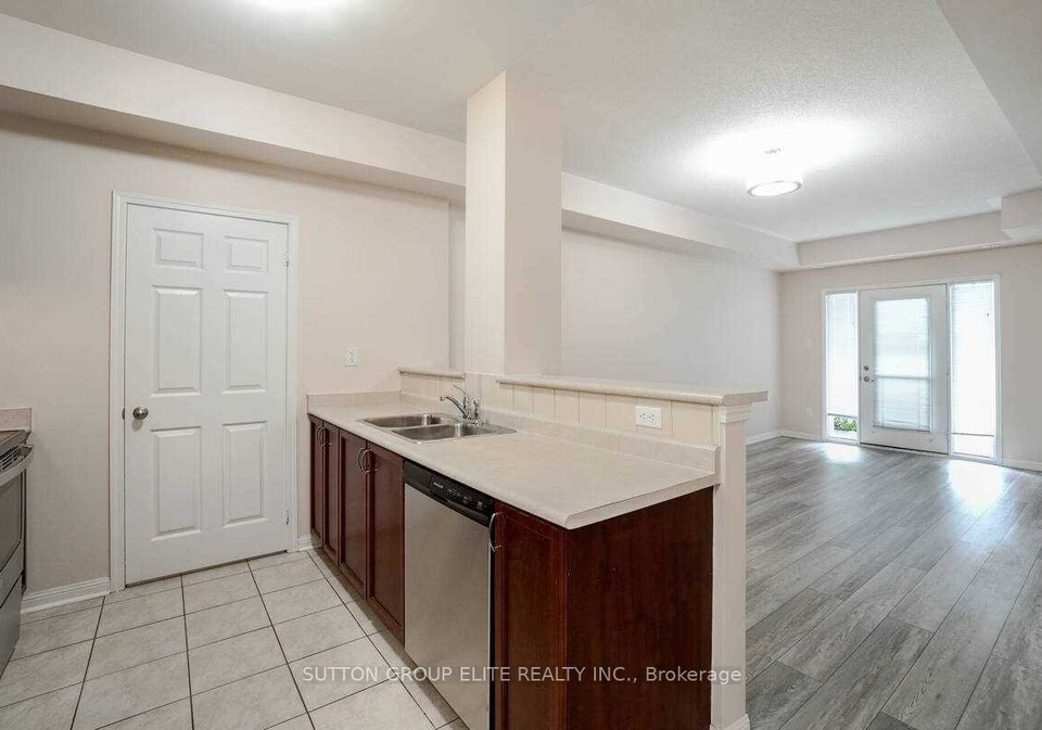 5705-long-valley-road-mississauga-ontario-w12238571