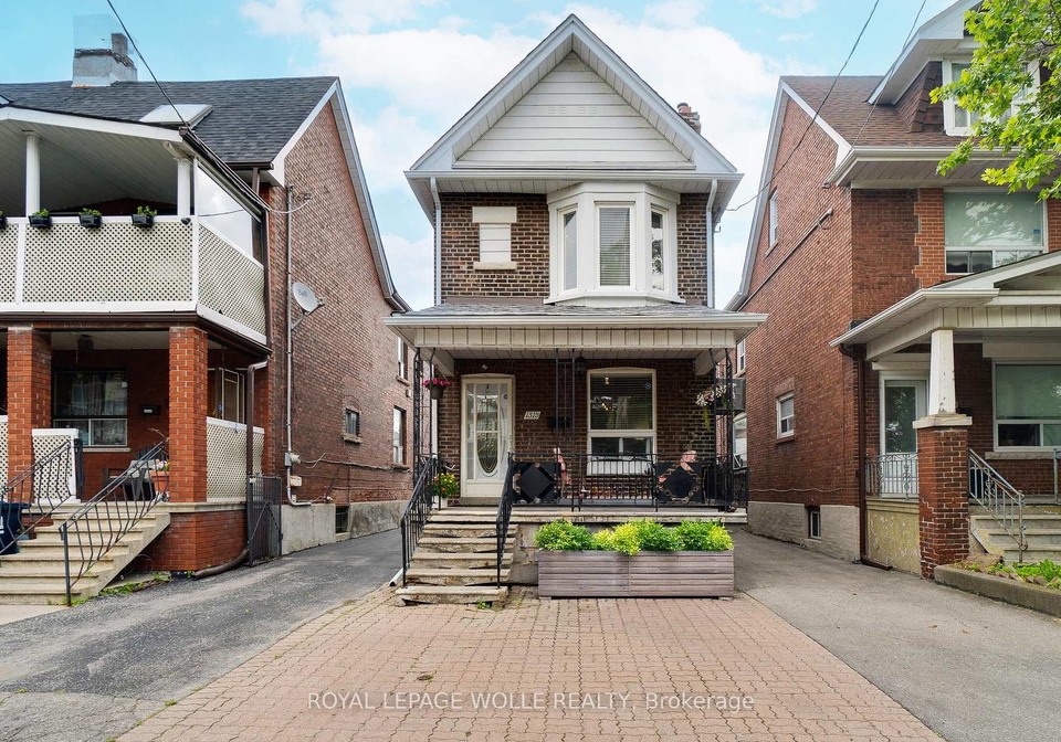 1315-lansdowne-avenue-toronto-ontario-w12238867