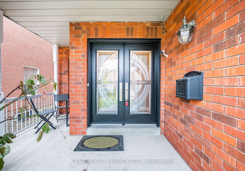 6882-gooderham-estate-boulevard-mississauga-ontario-w12239119