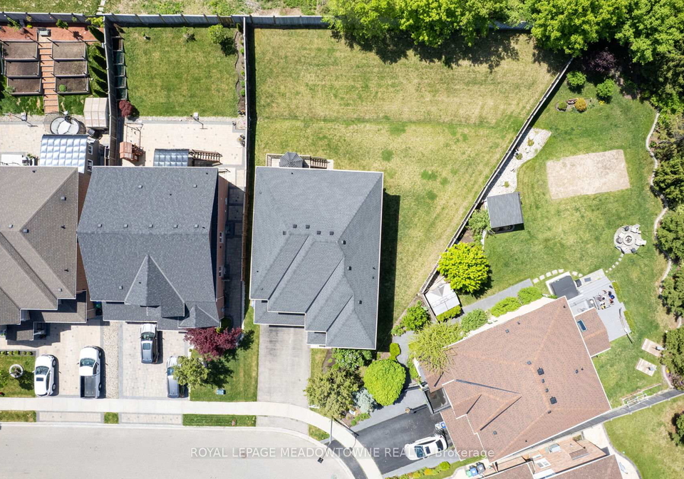 6-xavier-court-brampton-ontario-w12239274