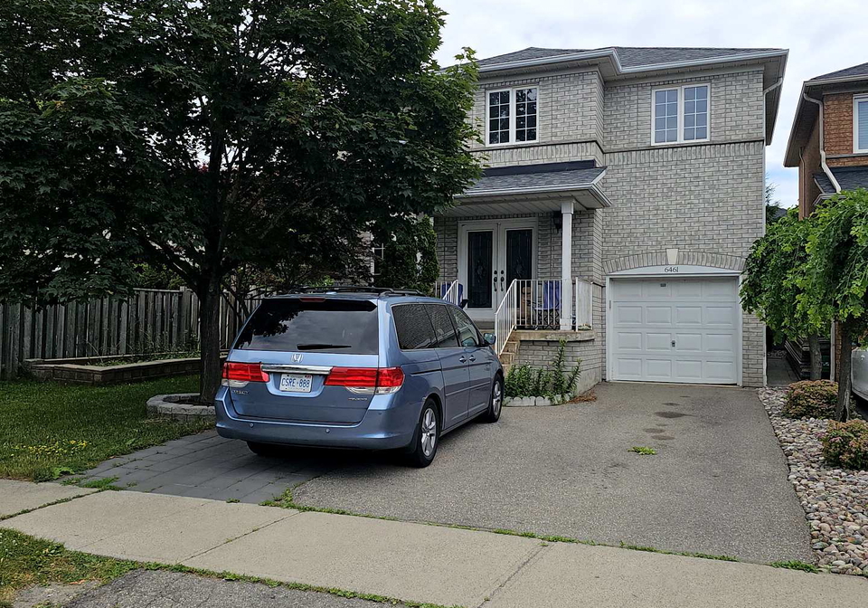 6461-cruz-avenue-mississauga-ontario-w12239415