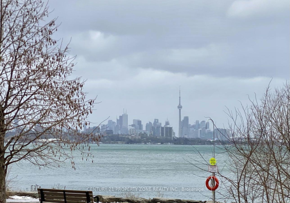 38-annie-craig-drive-etobicoke-ontario-w12239698