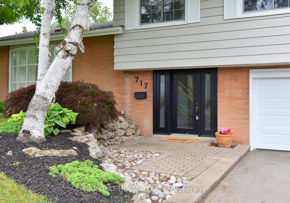 717-courtland-place-burlington-ontario-w12239843