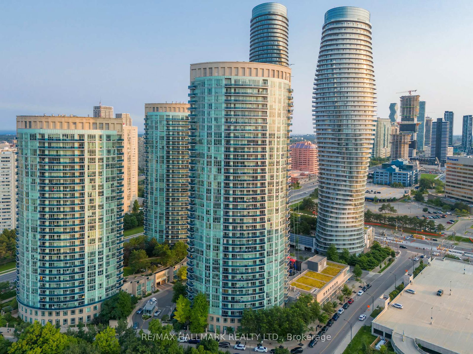 80-absolute-avenue-mississauga-ontario-w12239845