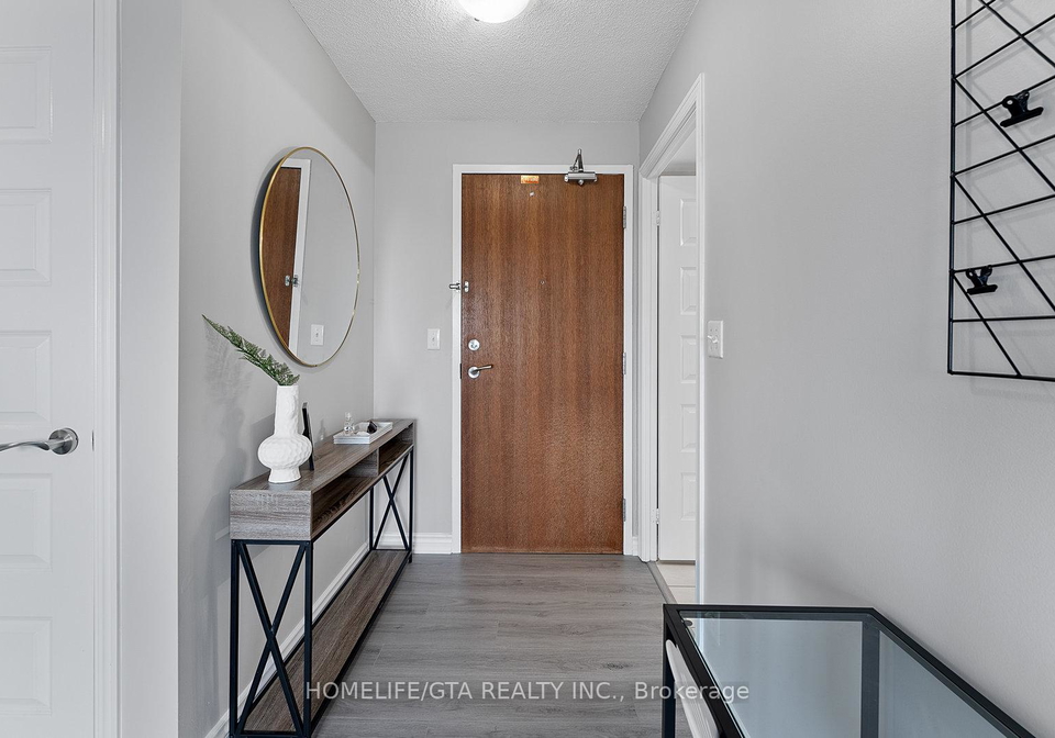 215-queen-street-e-brampton-ontario-w12239874