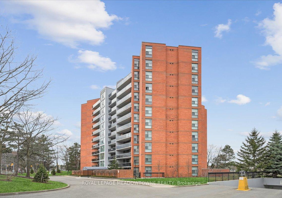 2665-windwood-drive-mississauga-ontario-w12239926