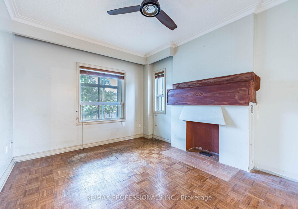 106-via-italia-toronto-ontario-w12240134
