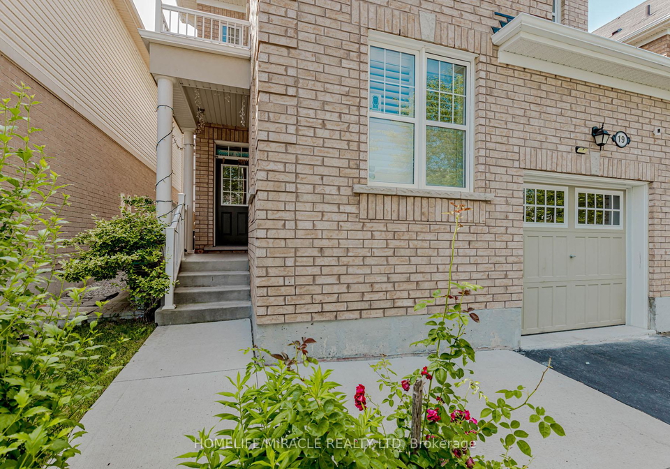19-bannister-crescent-brampton-ontario-w12240287