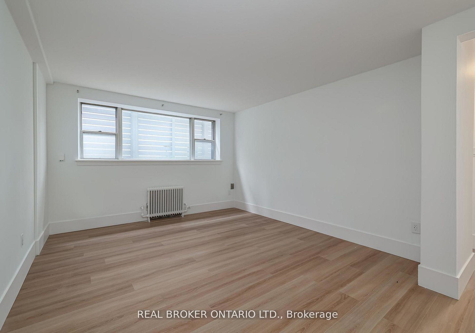 7murrie-street-etobicoke-ontario-w12240325
