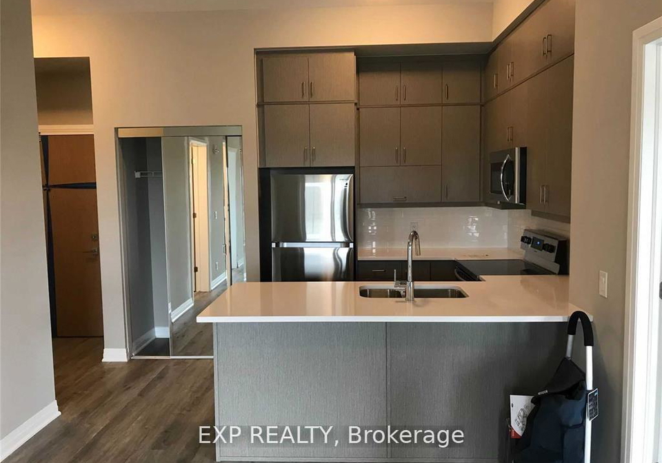 128-grovewood-common-circle-oakville-ontario-w12240363