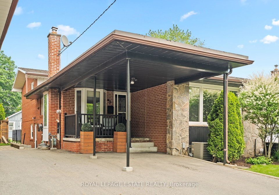 9-dixington-crescent-etobicoke-ontario-w12240383