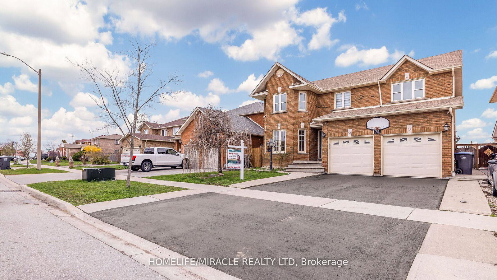 74-kingknoll-drive-brampton-ontario-w12240492