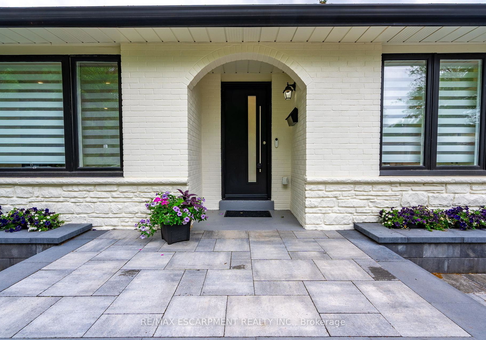 1414-allangrove-drive-burlington-ontario-w12240776