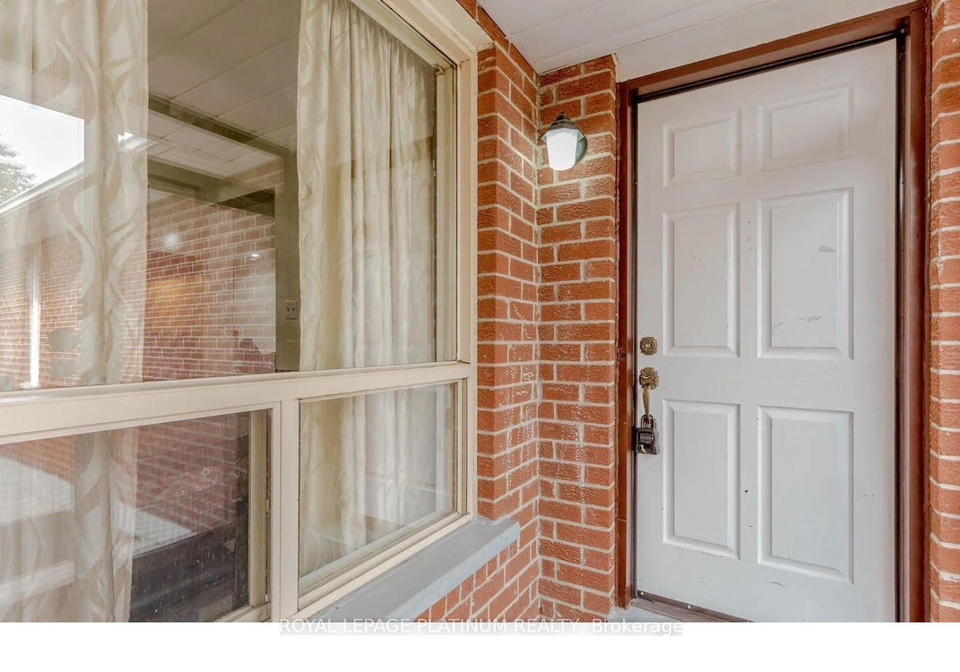 6-peggy-crescent-brampton-ontario-w12240853