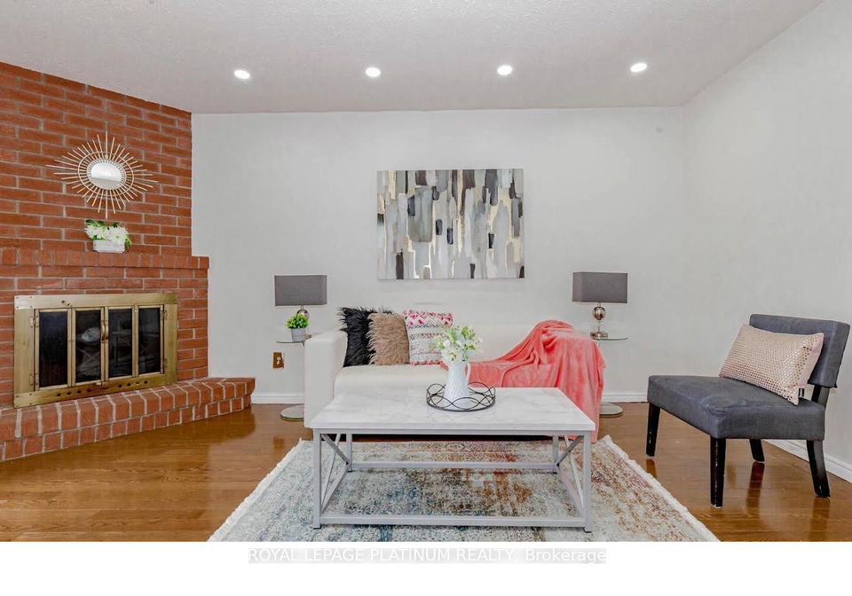 6-peggy-crescent-brampton-ontario-w12240853