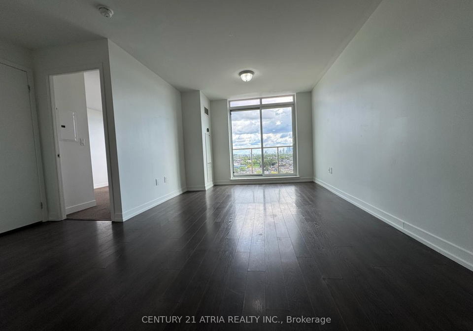 812-lansdowne-avenue-toronto-ontario-w12240888