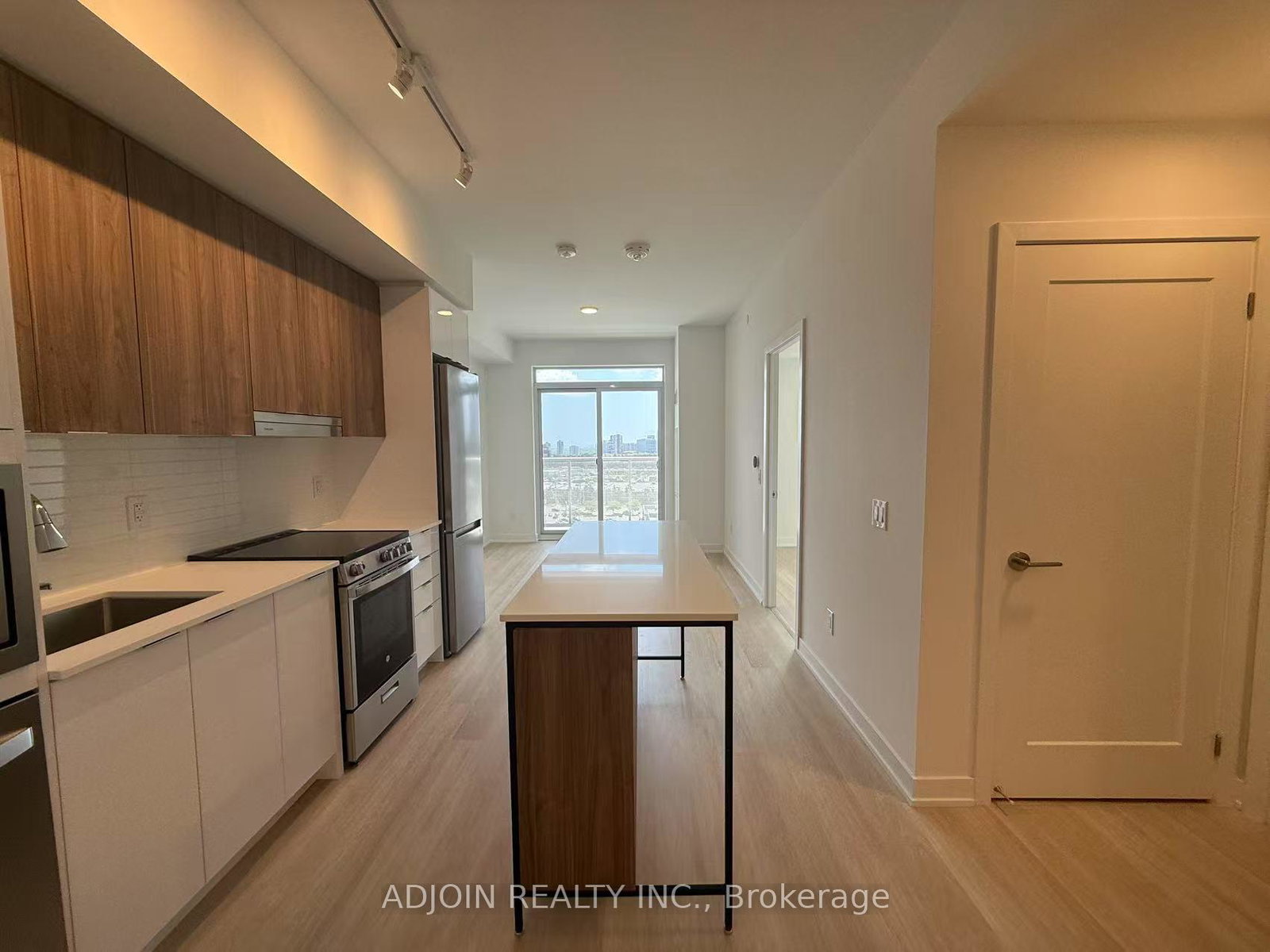 5105-hurontario-street-mississauga-ontario-w12240944