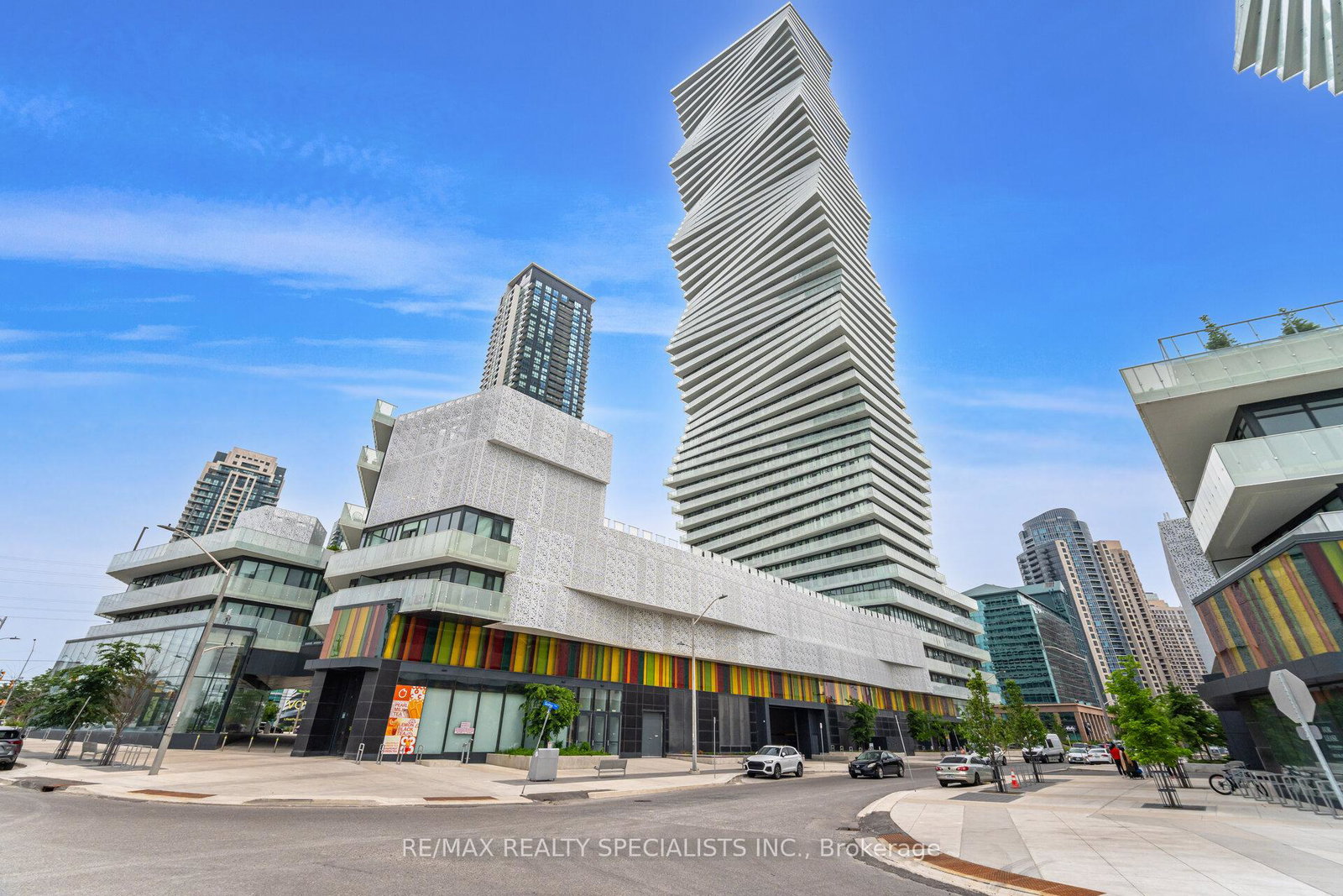 3900-confederation-parkway-mississauga-ontario-w12240952