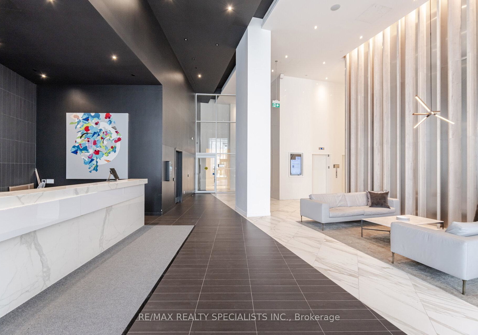 3900-confederation-parkway-mississauga-ontario-w12240952