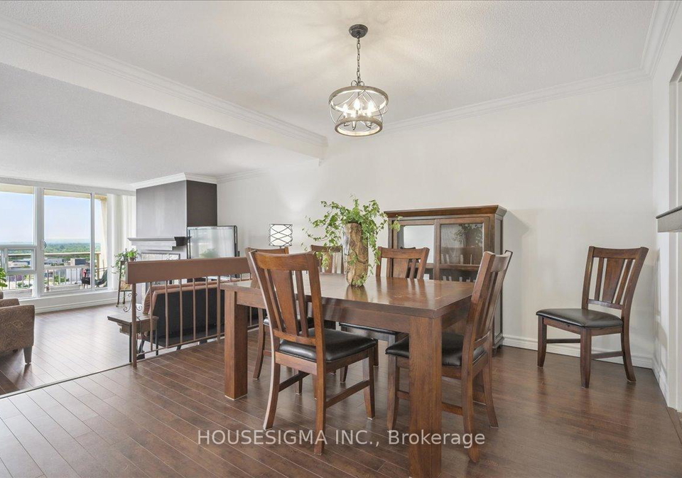 1359-white-oaks-boulevard-w-oakville-ontario-w12241136