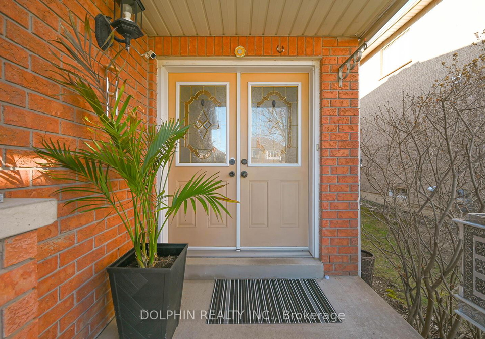 907-tambourine-terrace-mississauga-ontario-w12241255