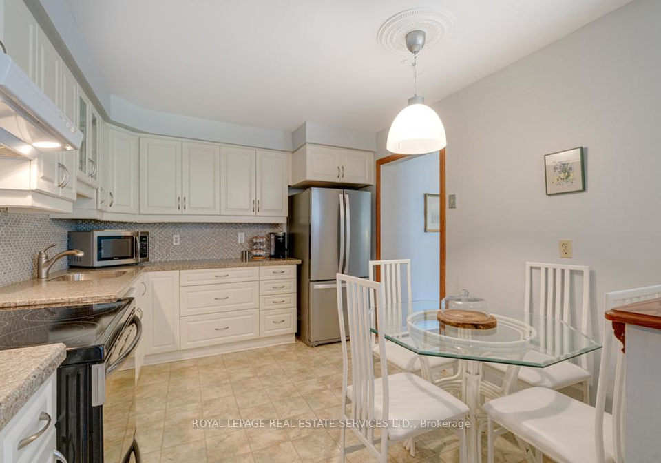 584-forestwood-crescent-burlington-ontario-w12241353