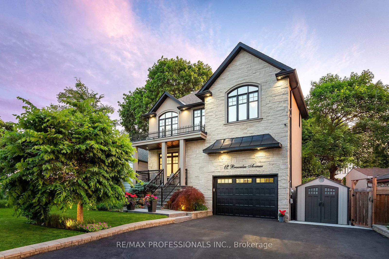 12-brownlea-avenue-etobicoke-ontario-w12241484
