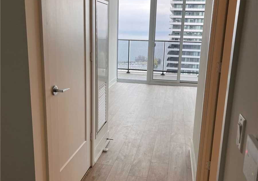 70-annie-craig-drive-etobicoke-ontario-w12241697