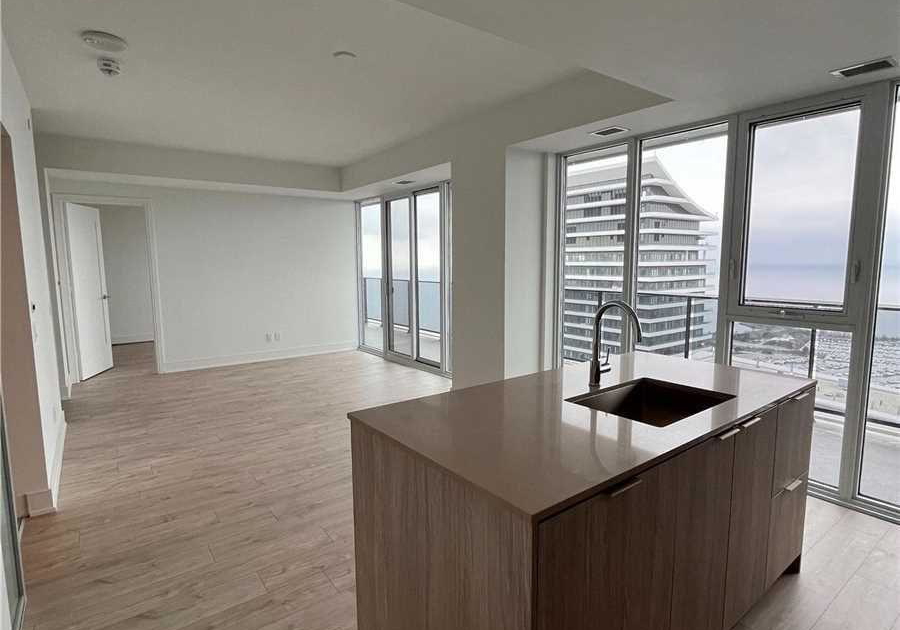 70-annie-craig-drive-etobicoke-ontario-w12241697