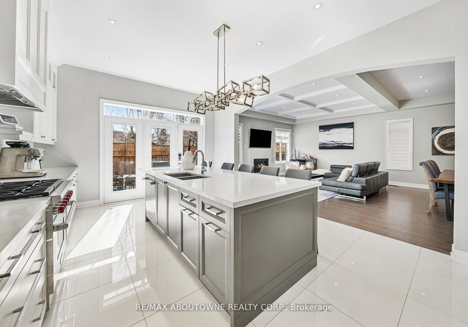 114-waterview-common-oakville-ontario-w12241707