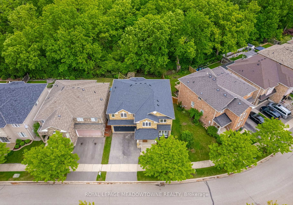 1212-fox-crescent-milton-ontario-w12241876