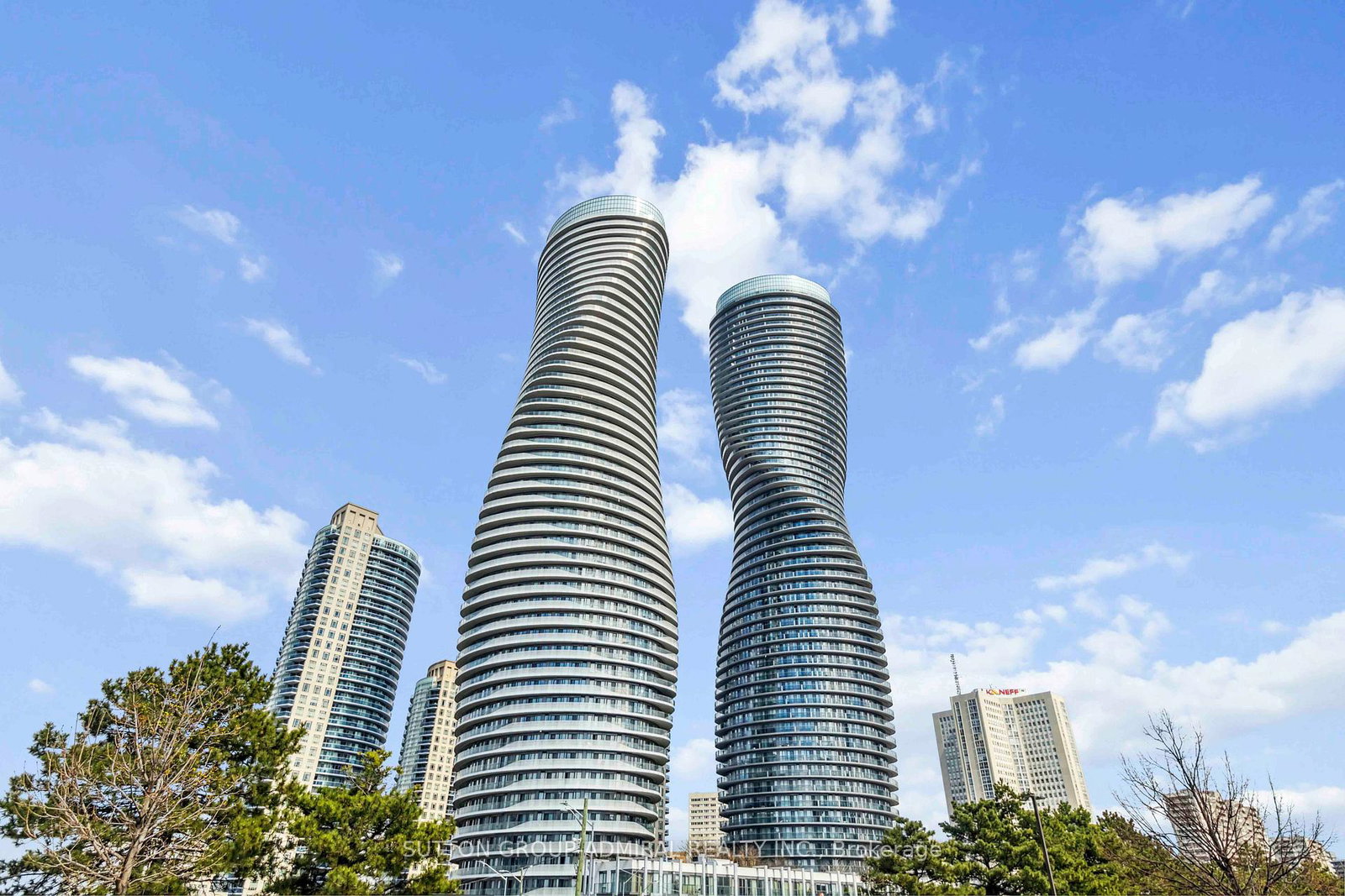 50-absolute-avenue-mississauga-ontario-w12242009