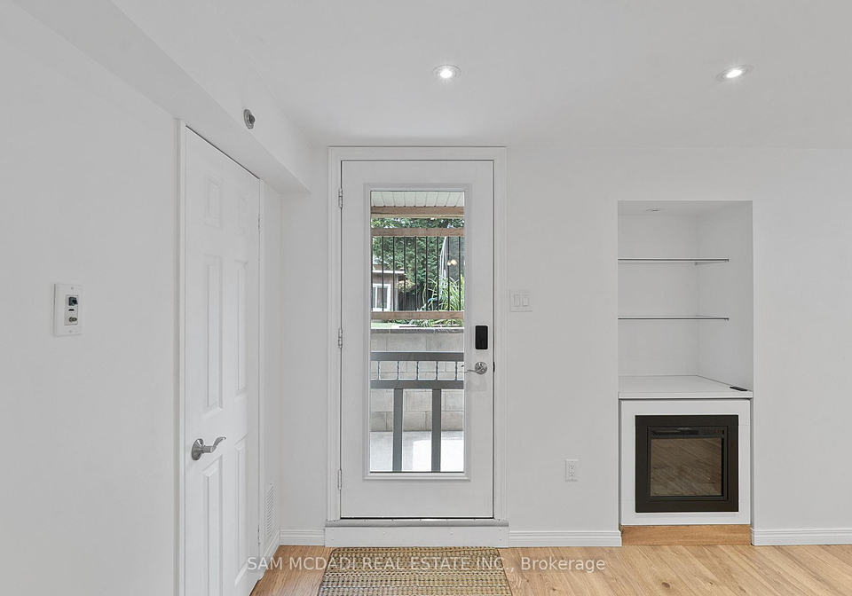 2364-east-gate-crescent-oakville-ontario-w12242234