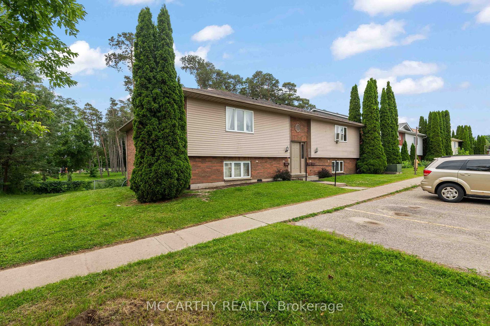 50-third-street-orangeville-ontario-w12242360