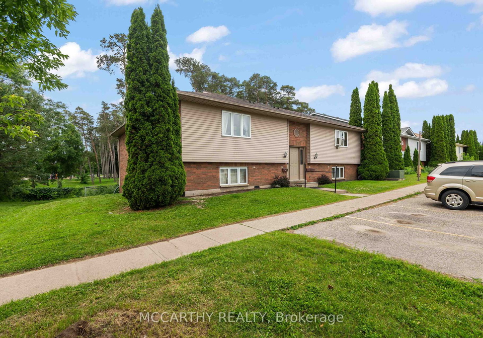 50-third-street-orangeville-ontario-w12242360