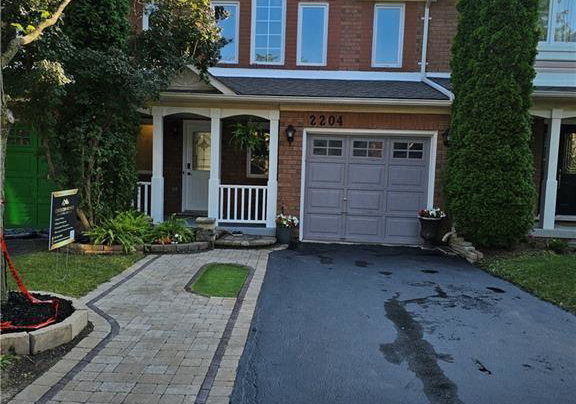 2204-shadetree-avenue-burlington-ontario-w12242425